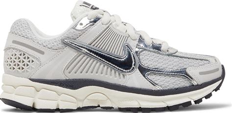 nike vormero|Nike vomero 5 photon dust and metallic silver.